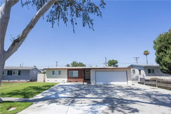 1105 W Ash, Fullerton, CA 92833