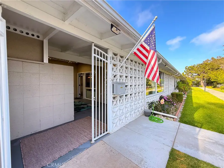 1842 Thunderbird Drive #1D, Seal Beach, CA 90740 - #2