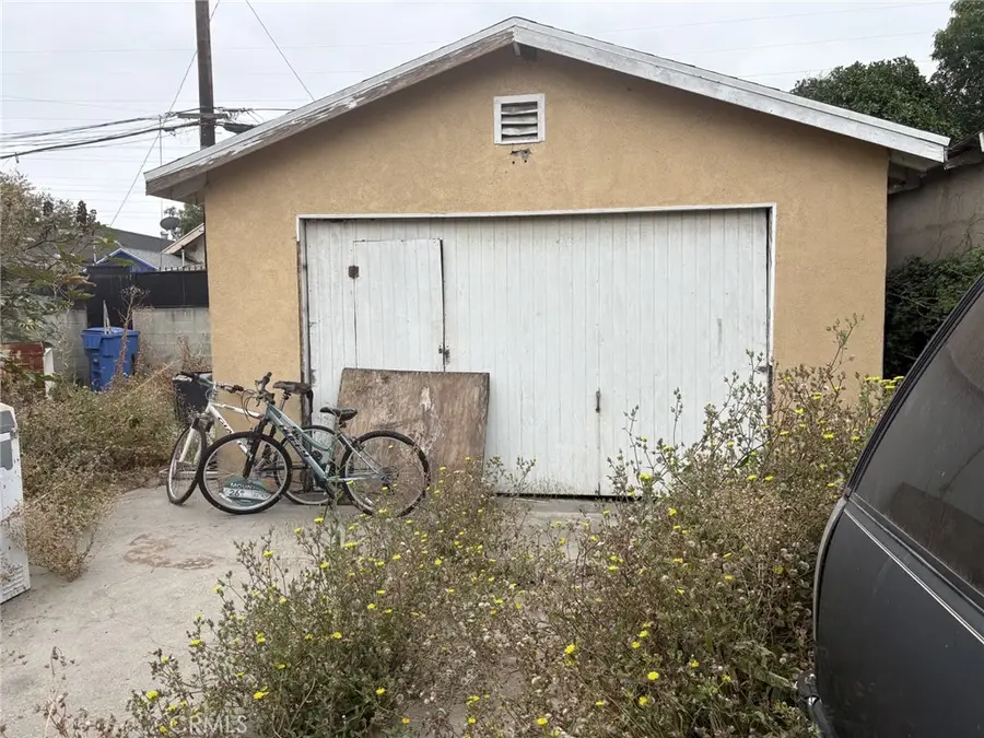 922 E 97th, Los Angeles, CA 90002 - #2