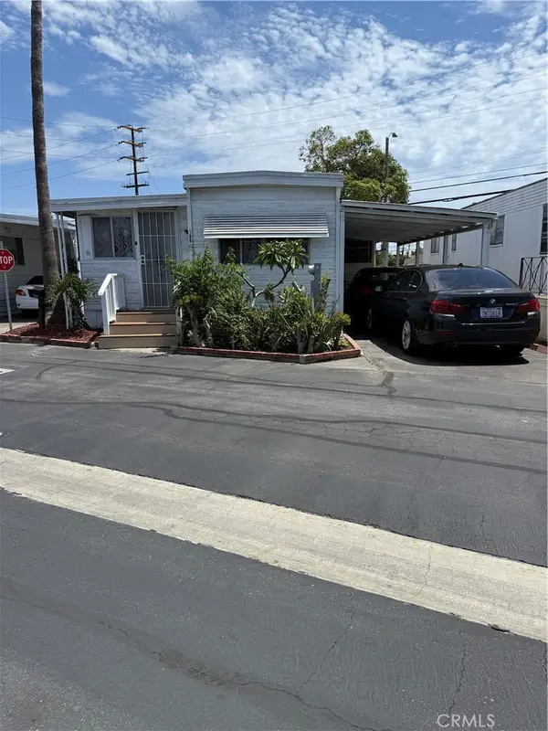 4117 W Mcfadden Avenue #106, Santa Ana, CA 92704