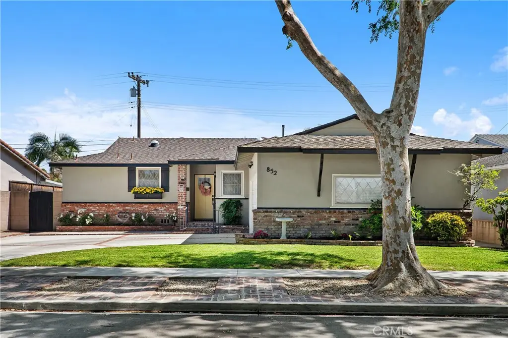 852 Kallin Avenue, Long Beach, CA 90815 - #1