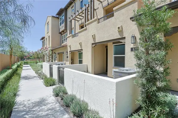 295 Vista Drive #87, La Habra, CA 90631