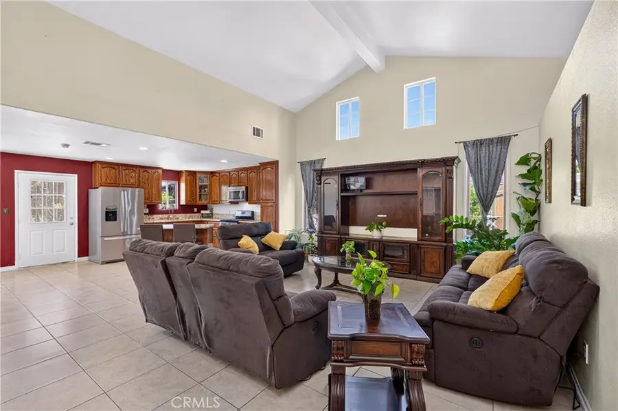 1015 W 5th, Corona, CA 92882 - #3