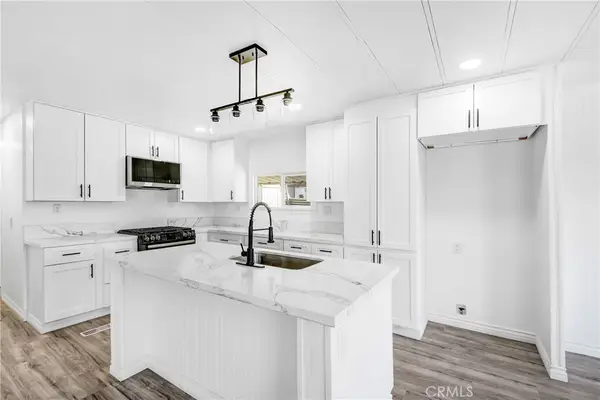 1455 S State St #17, Hemet, CA 92543