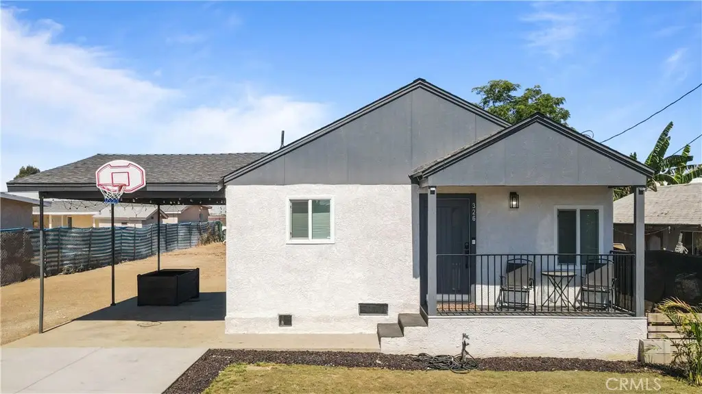 326 N Grant Ave, Corona, CA 92882 - #1