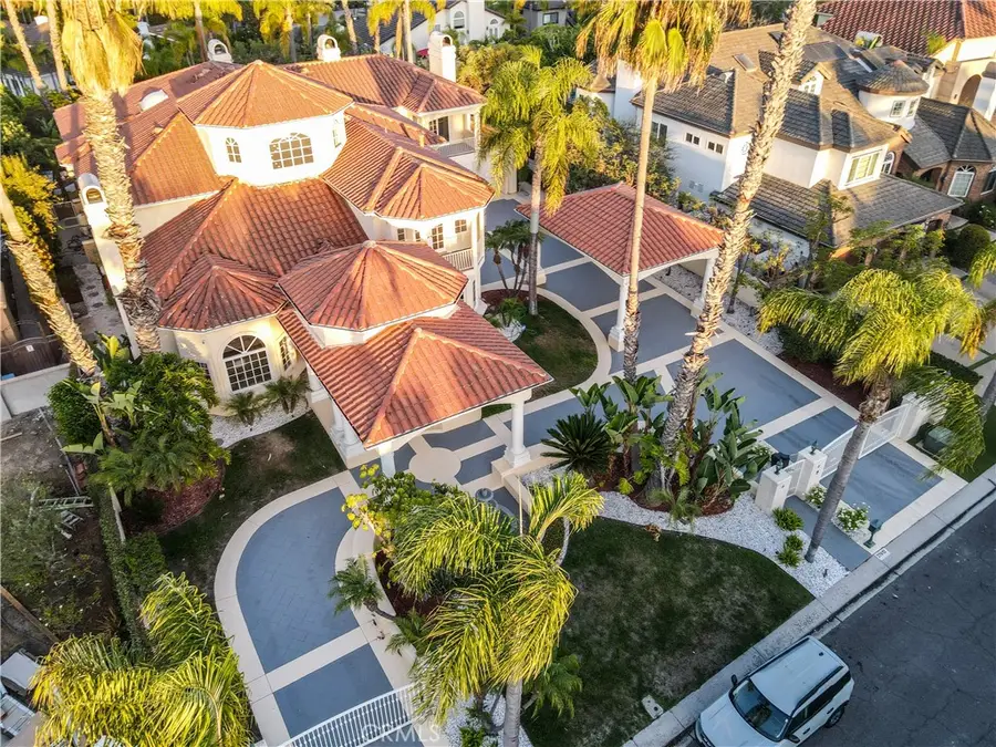 27612 Fargo, Laguna Hills, CA 92653 - #3