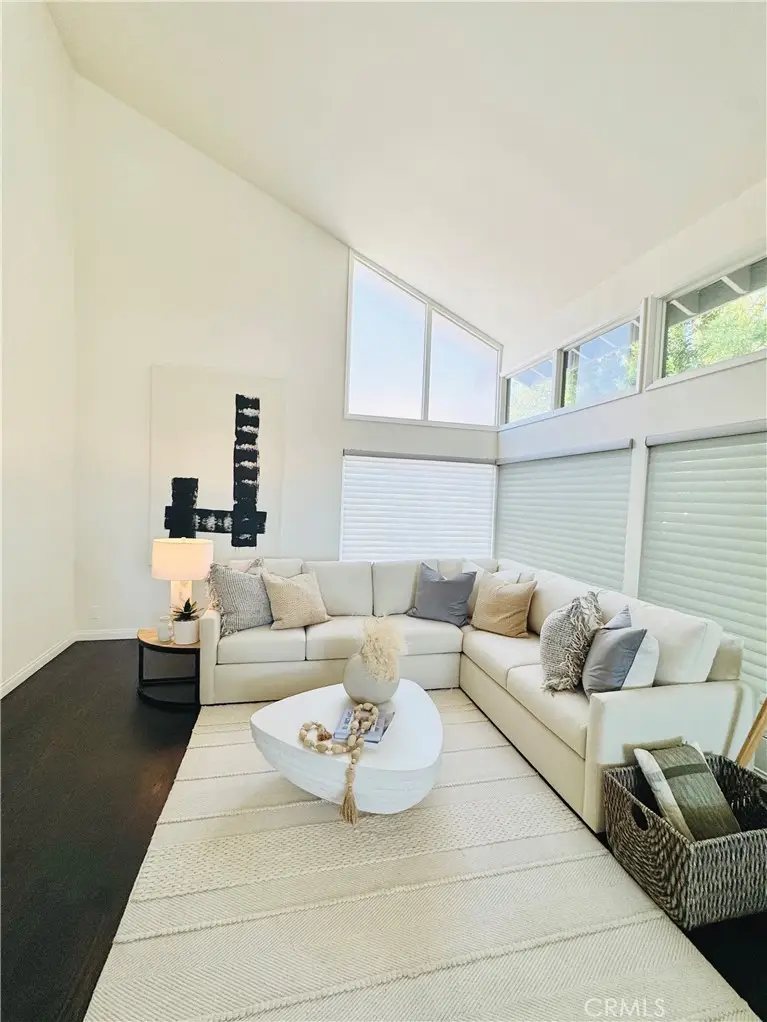 10230 Autumn Leaf, Los Angeles, CA 90077 - #2