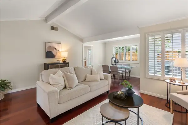 1825 W Las Palmas Circle, Orange, CA 92868