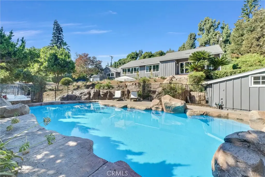 8450 Via Sierra Ramal, Whittier, CA 90605 - #1