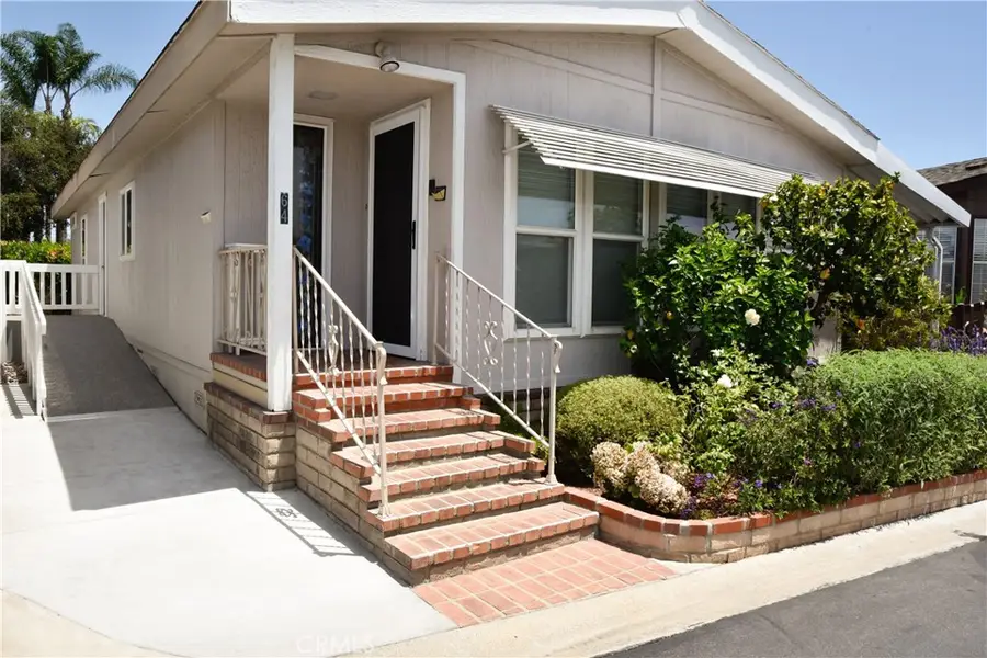 10681 Oak #64, Los Alamitos, CA 90720 - #2