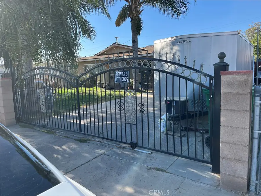 2508 Henley, Bakersfield, CA 93307 - #2