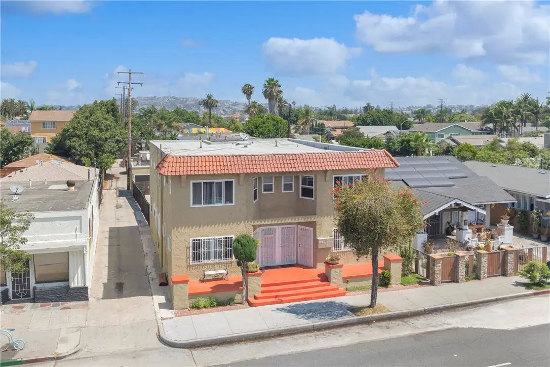 2123 E 7th, Long Beach, CA 90804 - #1