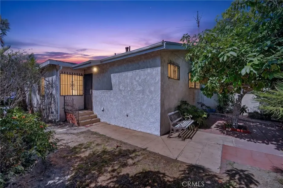 1323 E Robidoux, Wilmington, CA 90744 - #2