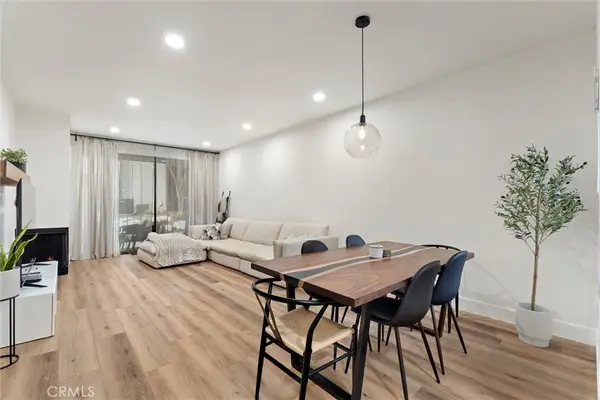 2504 W Macarthur Boulevard #I, Santa Ana, CA 92704
