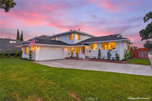 1482 N Grand, Orange, CA 92867