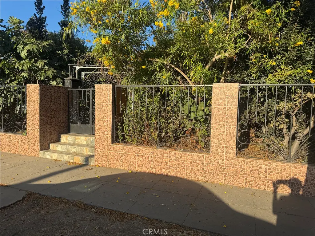 905 S Ross, Santa Ana, CA 92701 - #1