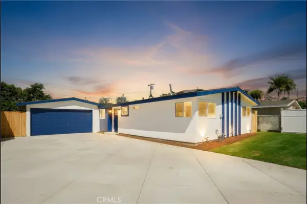2225 Maple, Costa Mesa, CA 92627