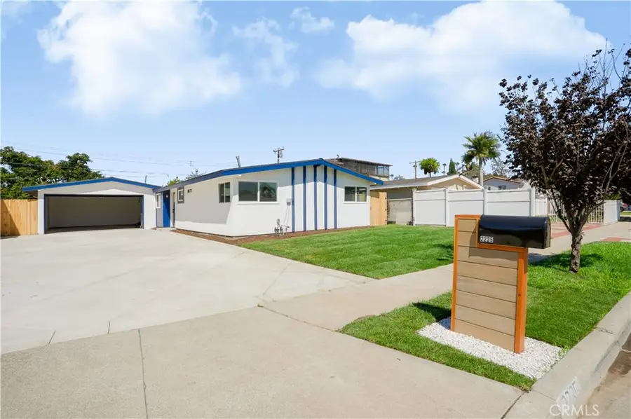 2225 Maple, Costa Mesa, CA 92627 - #2