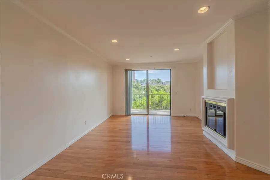 555 Maine Avenue #303, Long Beach, CA 90802 - #2