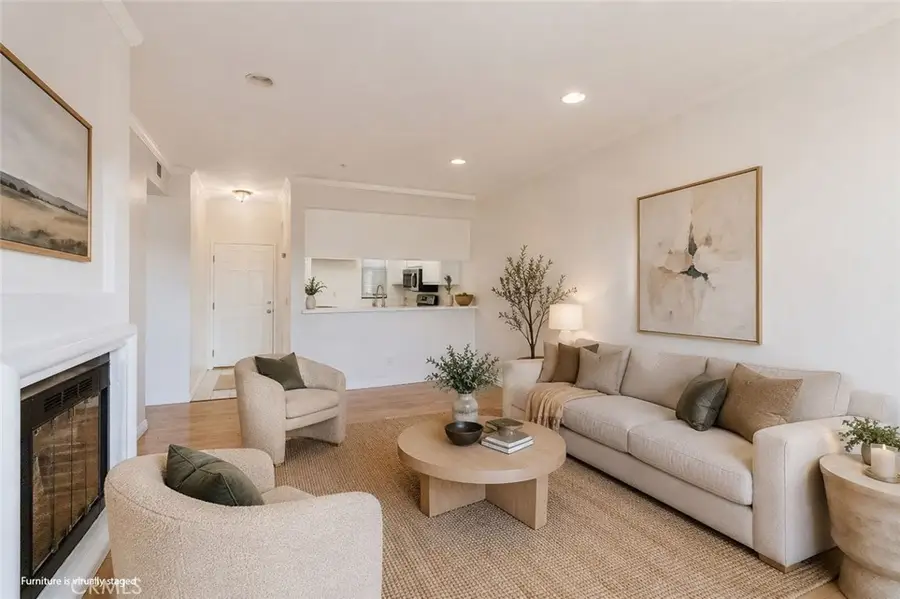 555 Maine Avenue #303, Long Beach, CA 90802 - #3