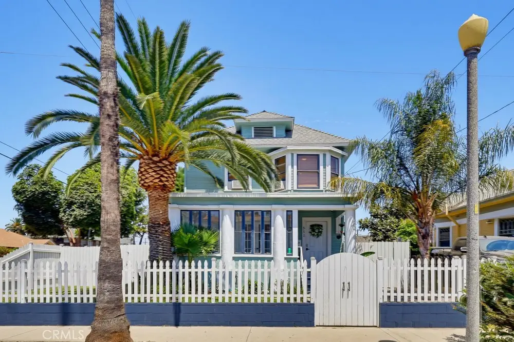 551 W 8th Street, Long Beach, CA 90813 - #1