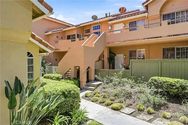 51 Abraza Aisle #169, Irvine, CA 92614