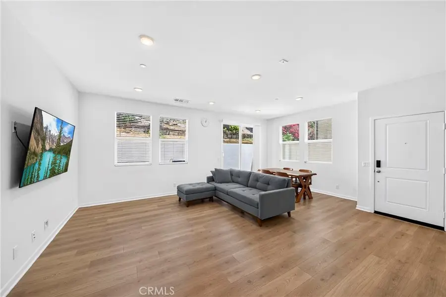 306 Vista Drive #103, La Habra, CA 90631 - #3