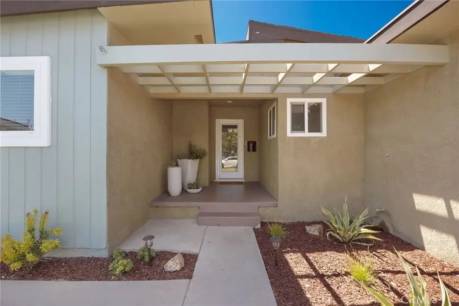 3265 Senasac, Long Beach, CA 90808 - #3