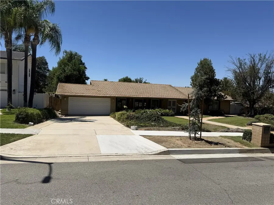 1524 Dwight, Redlands, CA 92373 - #2