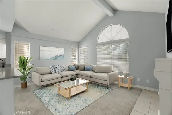 4561 Warner, Huntington Beach, CA 92649