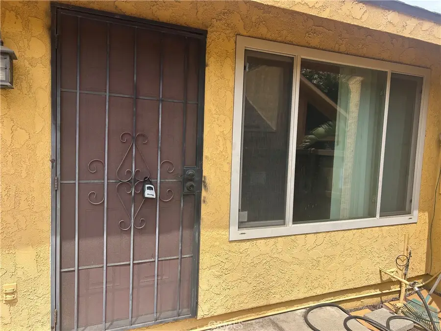 435 W 9th, Upland, CA 91786 - #2