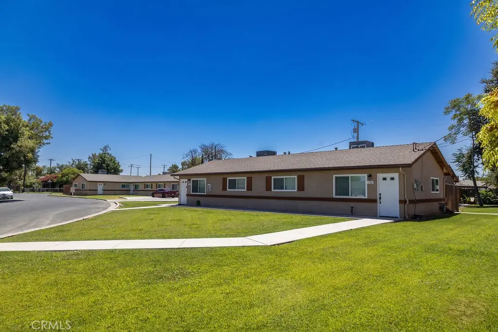 1785 Woodland Drive, Hanford, CA 93230 - #1
