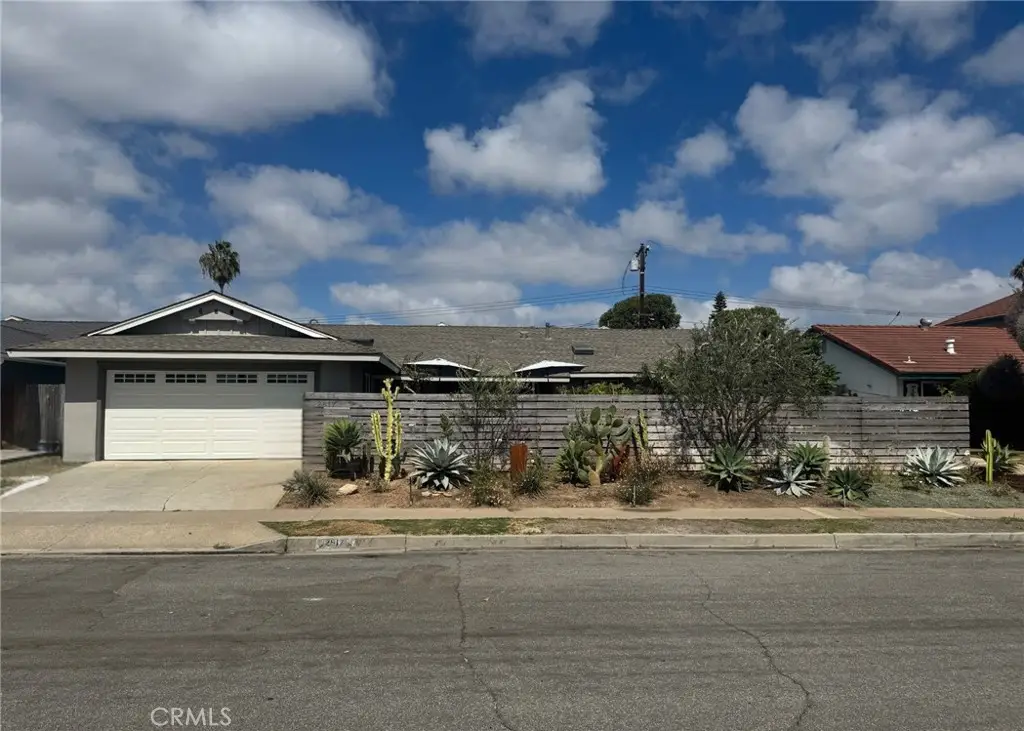 2817 La Salle, Costa Mesa, CA 92626 - #1