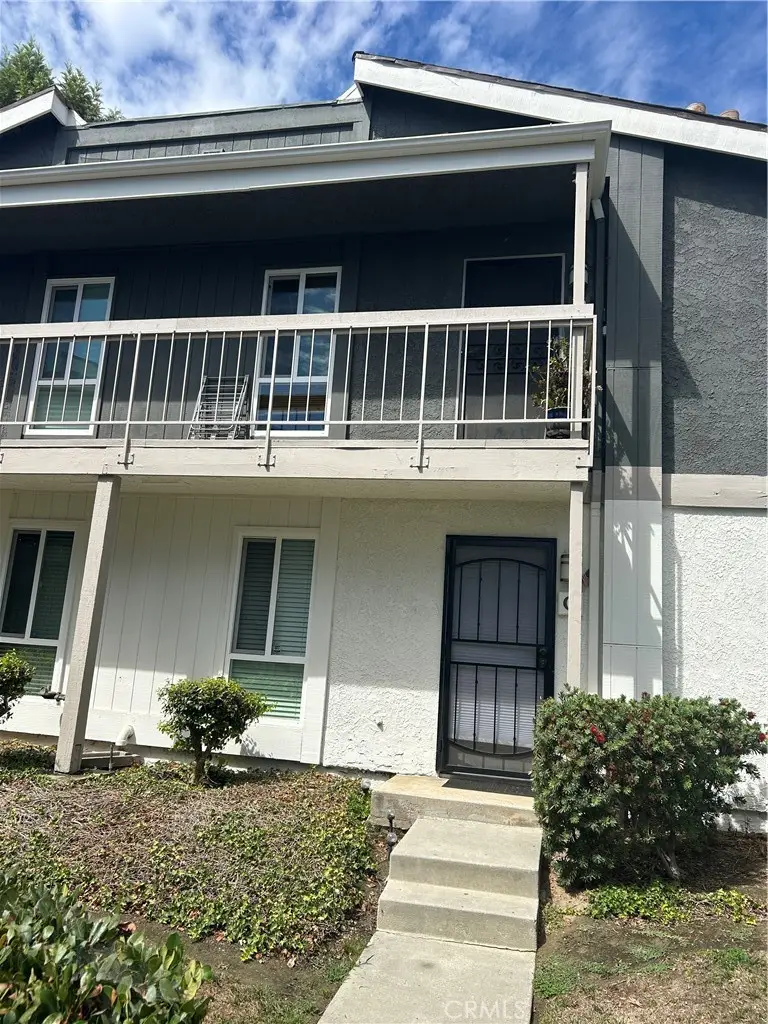 2861 S Fairview #D, Santa Ana, CA 92704 - #2