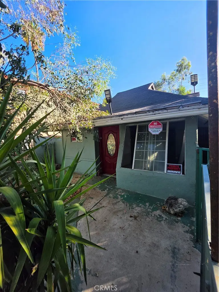 5925 Whitnall Highway, North Hollywood, CA 91601 - #1