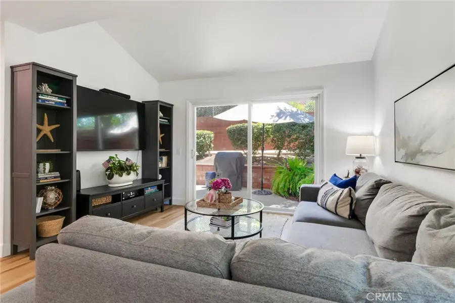 966 Michael #D, Corona, CA 92881 - #2
