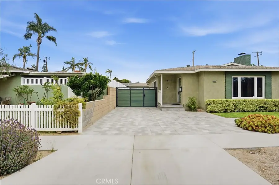 2215 N Spurgeon, Santa Ana, CA 92706 - #2