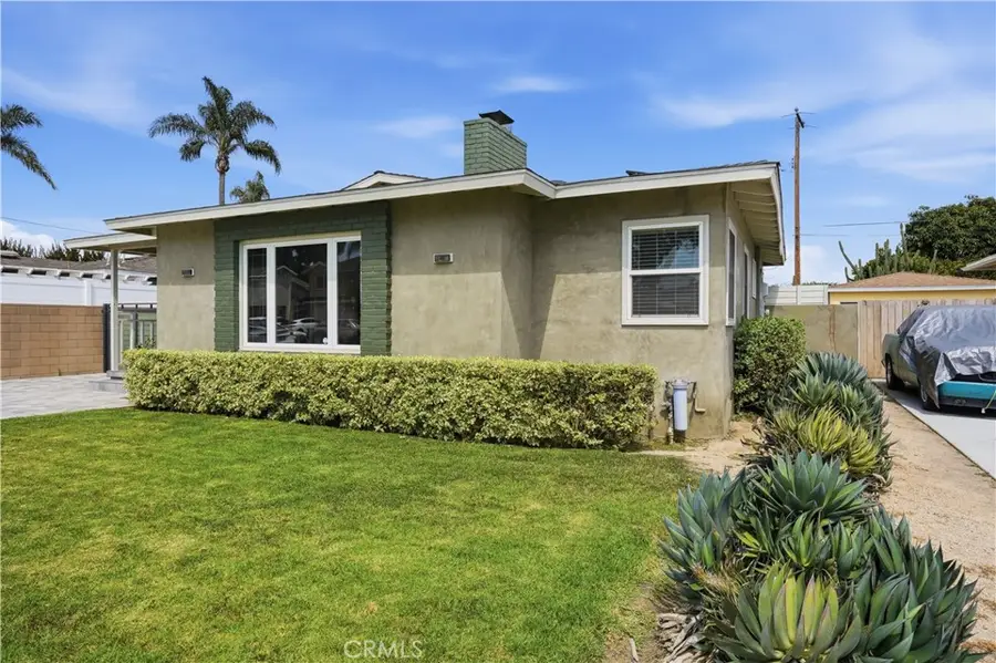 2215 N Spurgeon, Santa Ana, CA 92706 - #3