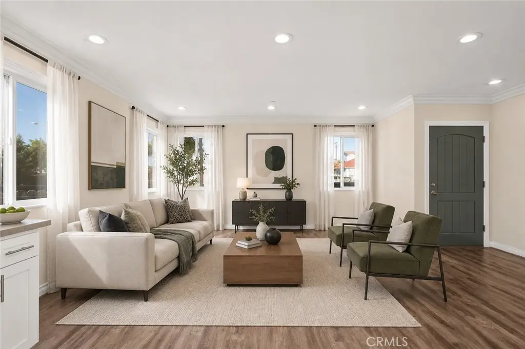 4812 Saturn Street, Los Angeles, CA 90019 - #1