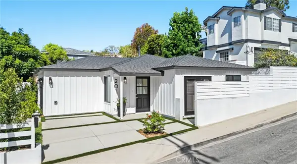 1561 2nd St Street, Manhattan Beach, CA 90266