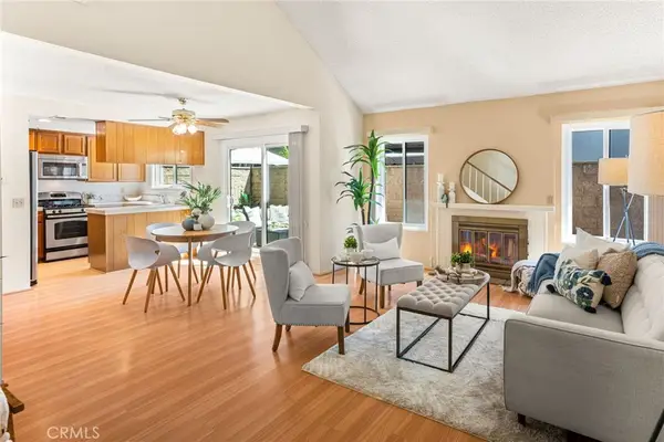 2650 W Meadowview Lane, Anaheim, CA 92804
