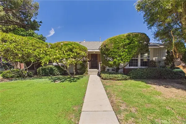 1902 Lees Avenue, Long Beach, CA 90815