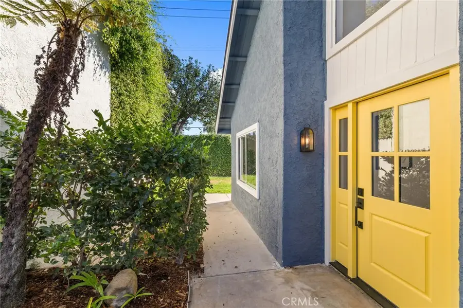 987 Modjeska, Costa Mesa, CA 92627 - #3