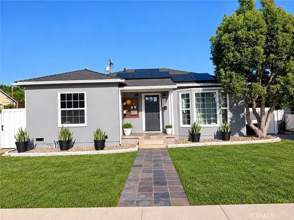 3412 N Greenbrier, Long Beach, CA 90808