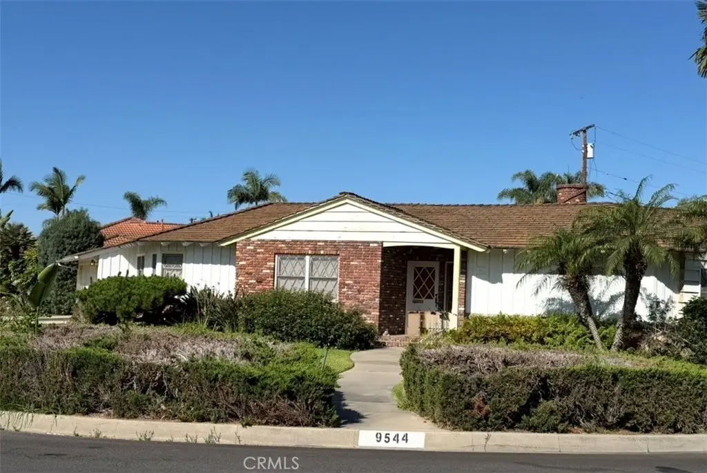 9544 Raviller, Downey, CA 90240 - #1