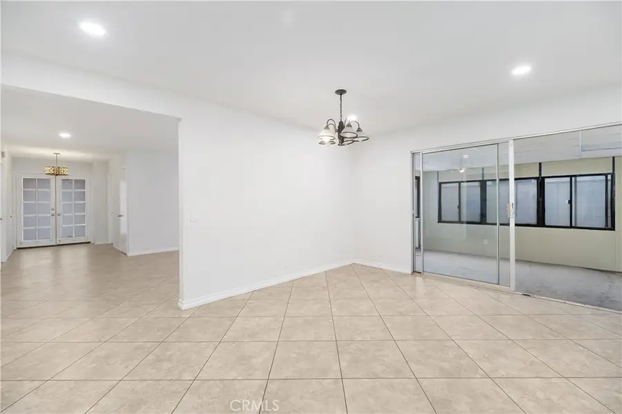 6897 Crest Avenue, Riverside, CA 92503 - #3