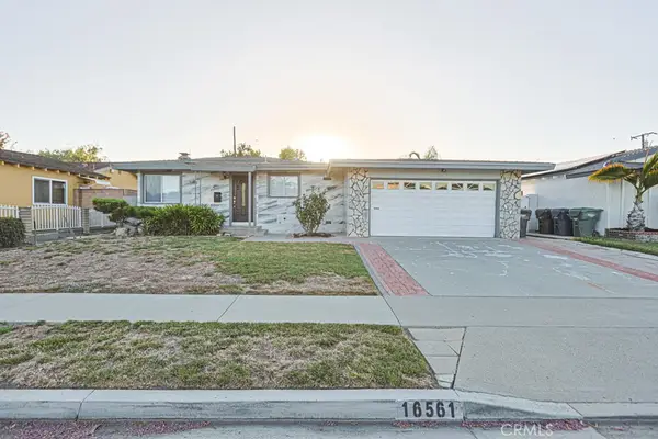 16561 Monroe, Huntington Beach, CA 92647