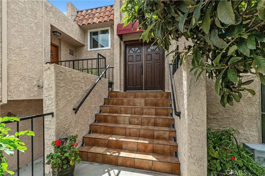 2504 Skyline Drive, Signal Hill, CA 90755 - #3