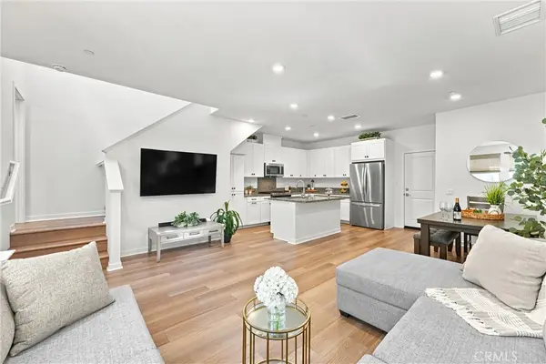 3945 Lavine Way #105, Corona, CA 92883