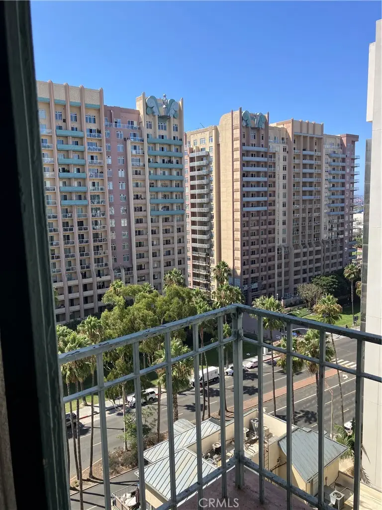 455 E Ocean Boulevard #1106, Long Beach, CA 90802 - #1